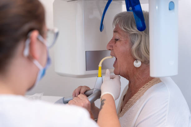 Best Weekend Emergency Dentist in Santa Clarita, CA